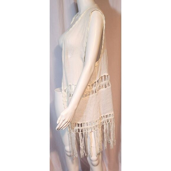 Question Knit Open Front Boho Vest With Fringed Hem - Size L - Picture 3 of 6
